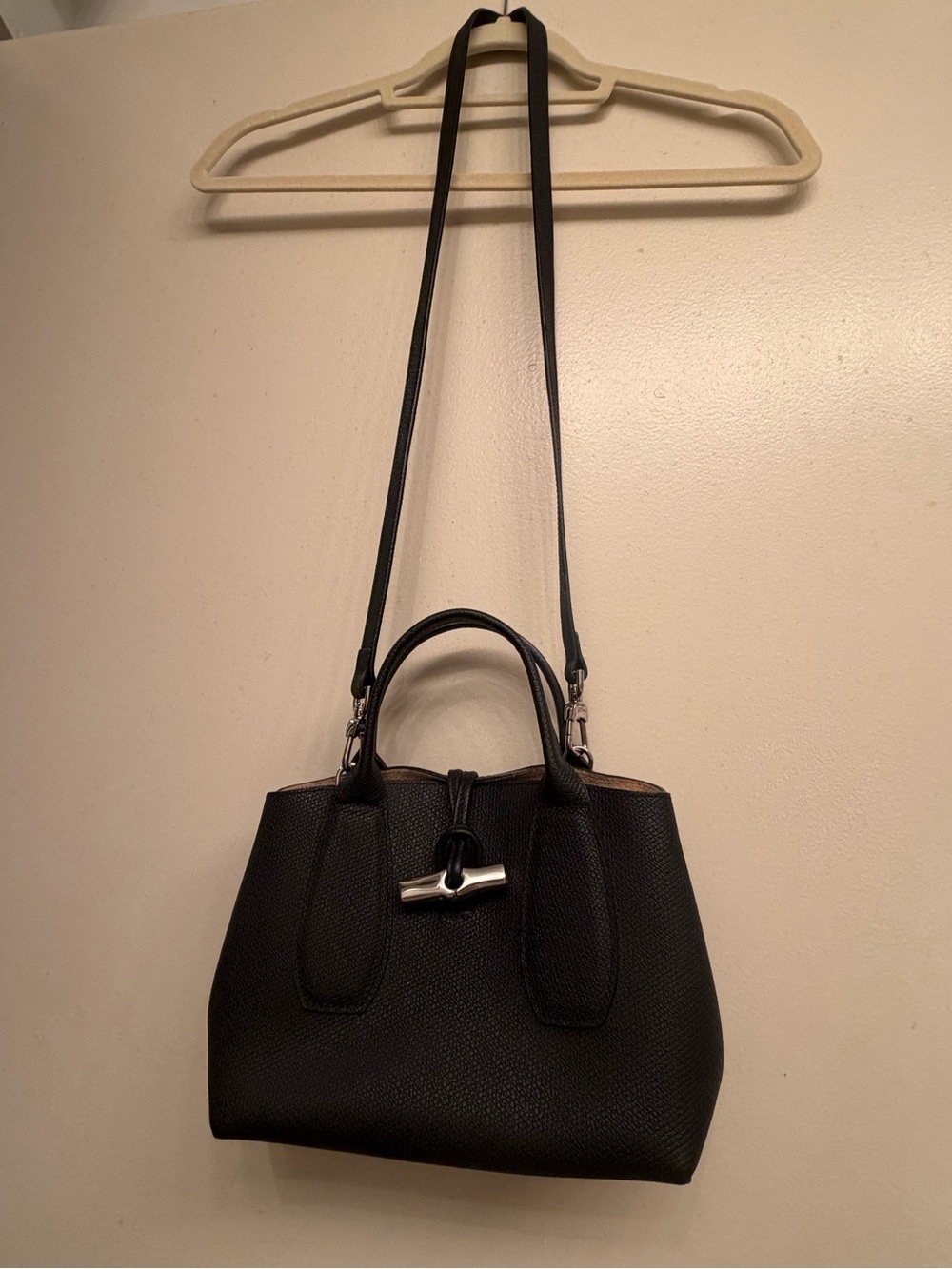 Longchamp Black xbody tote w removable strap & expandable sides w Silver Toggle